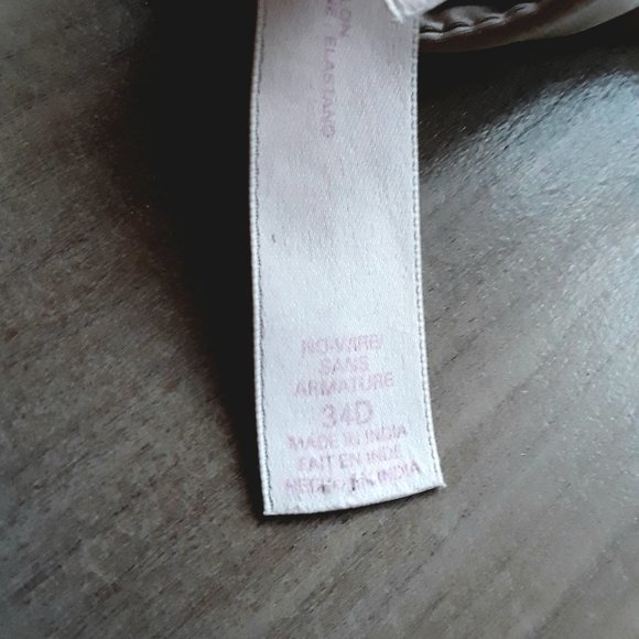 victoria secret no wire skintone bra - Picture 3 of 6